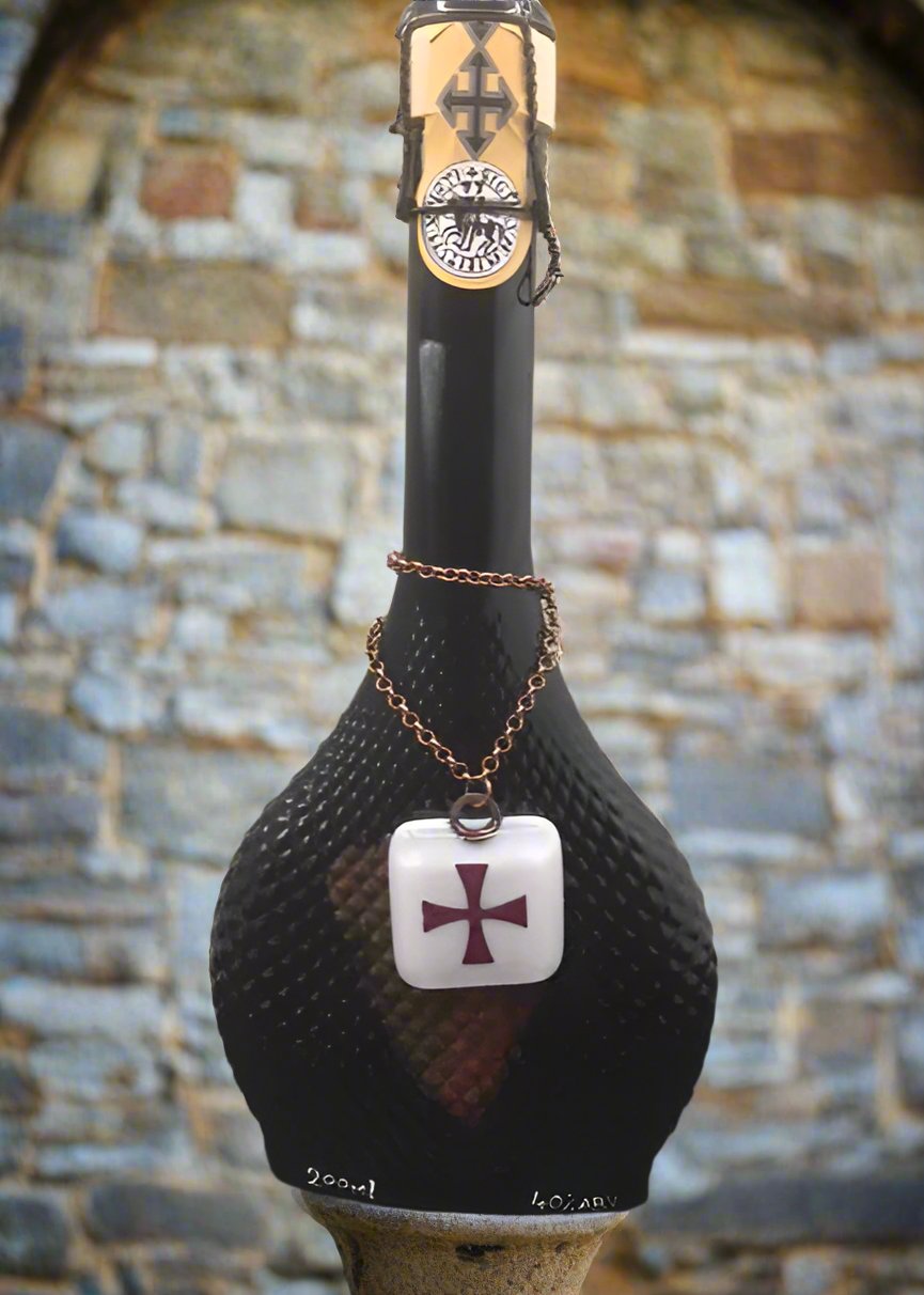 FIRST CASK LIMITED EDITION 40%abv 200ml COLLECTORS BOTTLE ( 1 of 15 BOTTLES ) 3yrs Old
